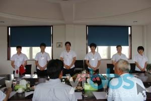 二十年老牌中介 辦理赴日、韓、新勞務(wù)留學(xué)，工種多、收費(fèi)少、信譽(yù)佳